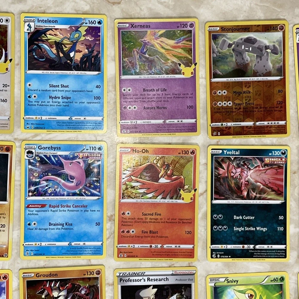 Excellent Condition set of 2020/21 Pokemon cards (20‎ cards)